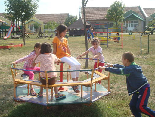 01 2021 04 07 RUM Website Stiftung Kinderzukunft Kinderdorf Rumaenien 